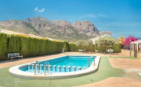 Velo Villa w/ A/C, free Wi-Fi&Pool near Benidorm